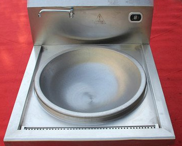 荊楚智造挺餐飲！商用電磁炒爐節能猛火，湖北廚具助力商家烹制好味道